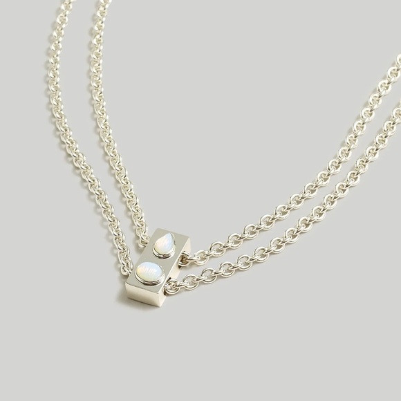 Madewell Stone Collection White Opal Double Chain Necklace in Sliver 42$ - Picture 3 of 4